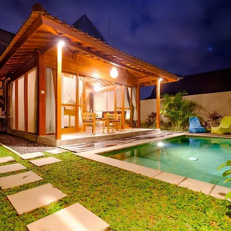 Canggu Wooden Green Paradise Exterior photo