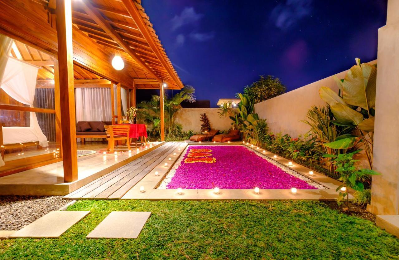 Wooden Paradise Couette-café Canggu