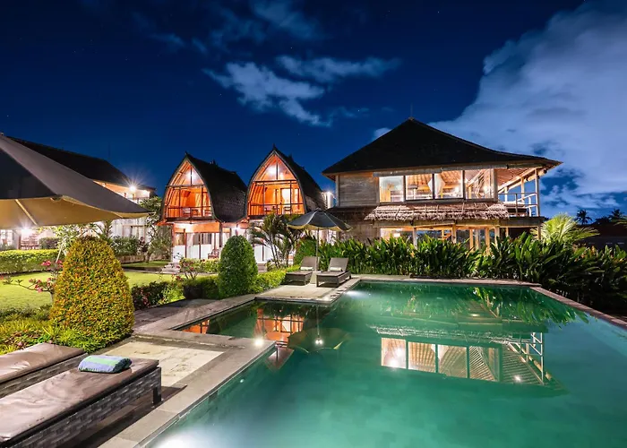 Canggu Wooden Green Paradise